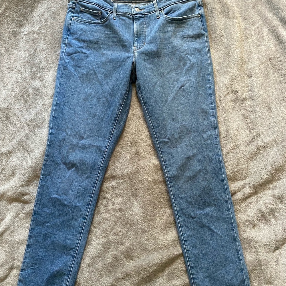 Levi’s 311 shaping skinny Classic Blue Women's Jeans excellent condition size 31